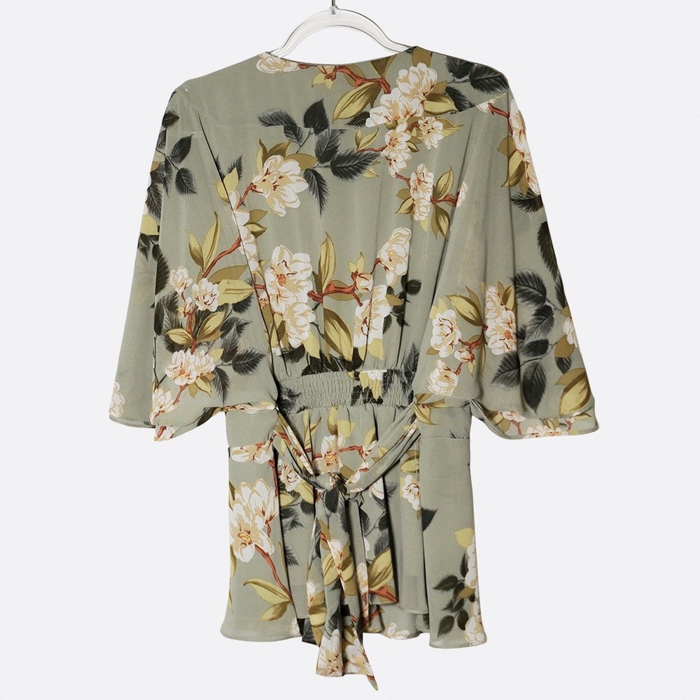 City Chic Romantic Sage Floral Kimono Wrap Blouse Luxe Peplum Top Plus 2X XXL - Picture 3 of 8
